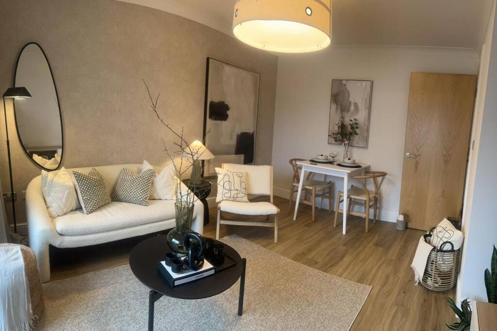 Апартаменты 73 Broadway Plaza Бирмингем Экстерьер фото